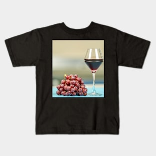 Glass of wine and grapes Kids T-Shirt